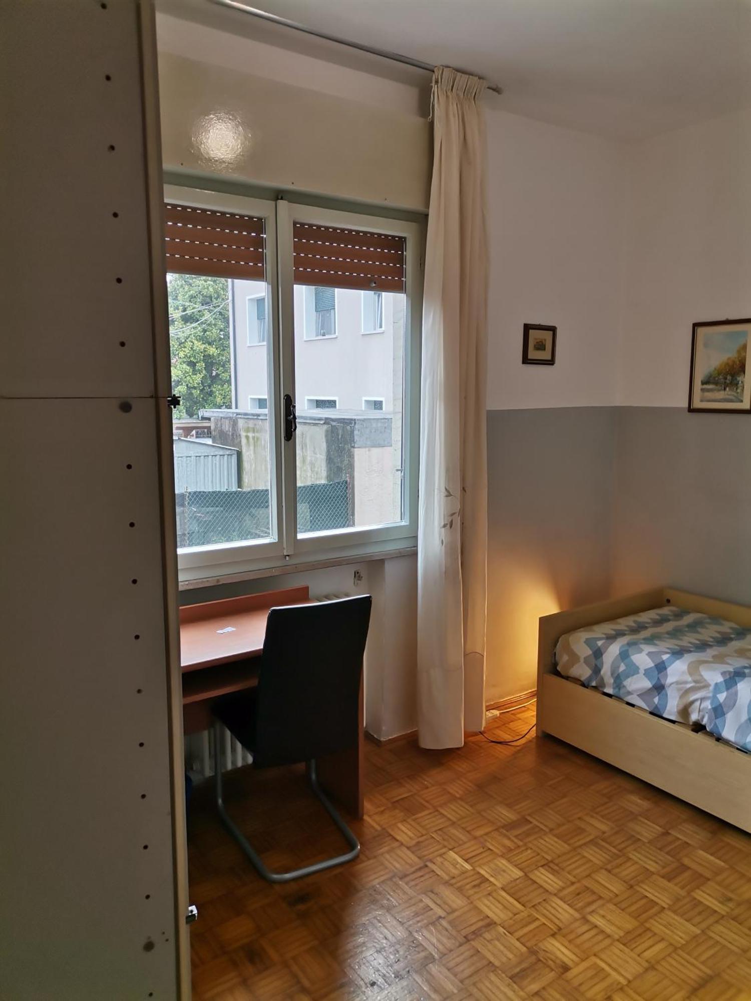 Camera In Appartamento Порденоне Екстериор снимка